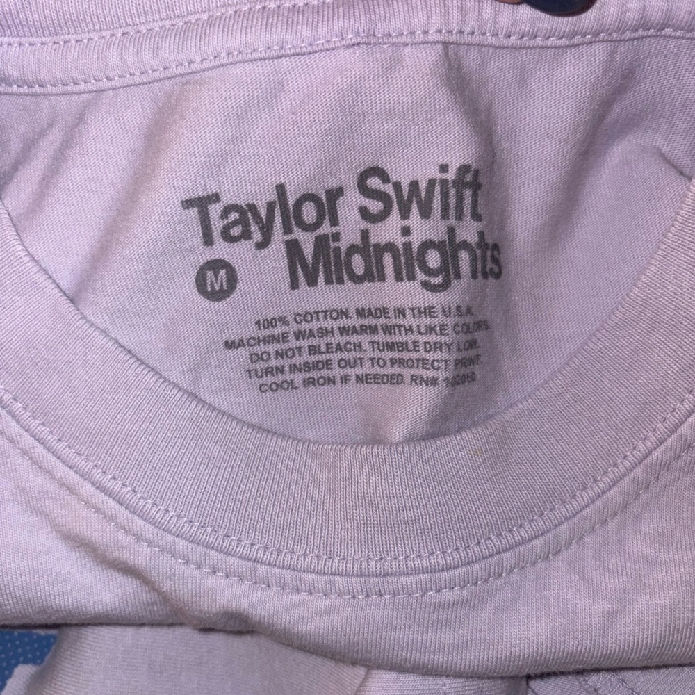 Taylor Swift Midnights Lavender Haze Long Sleeve Graphic Tee Size Medium - Picture 5 of 5
